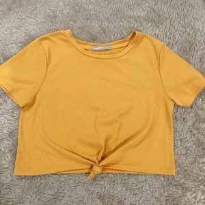 tresics mustard crop top size large